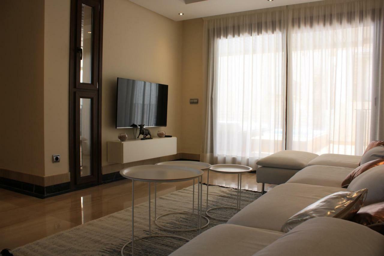 104 - With Private Swimming Pool *