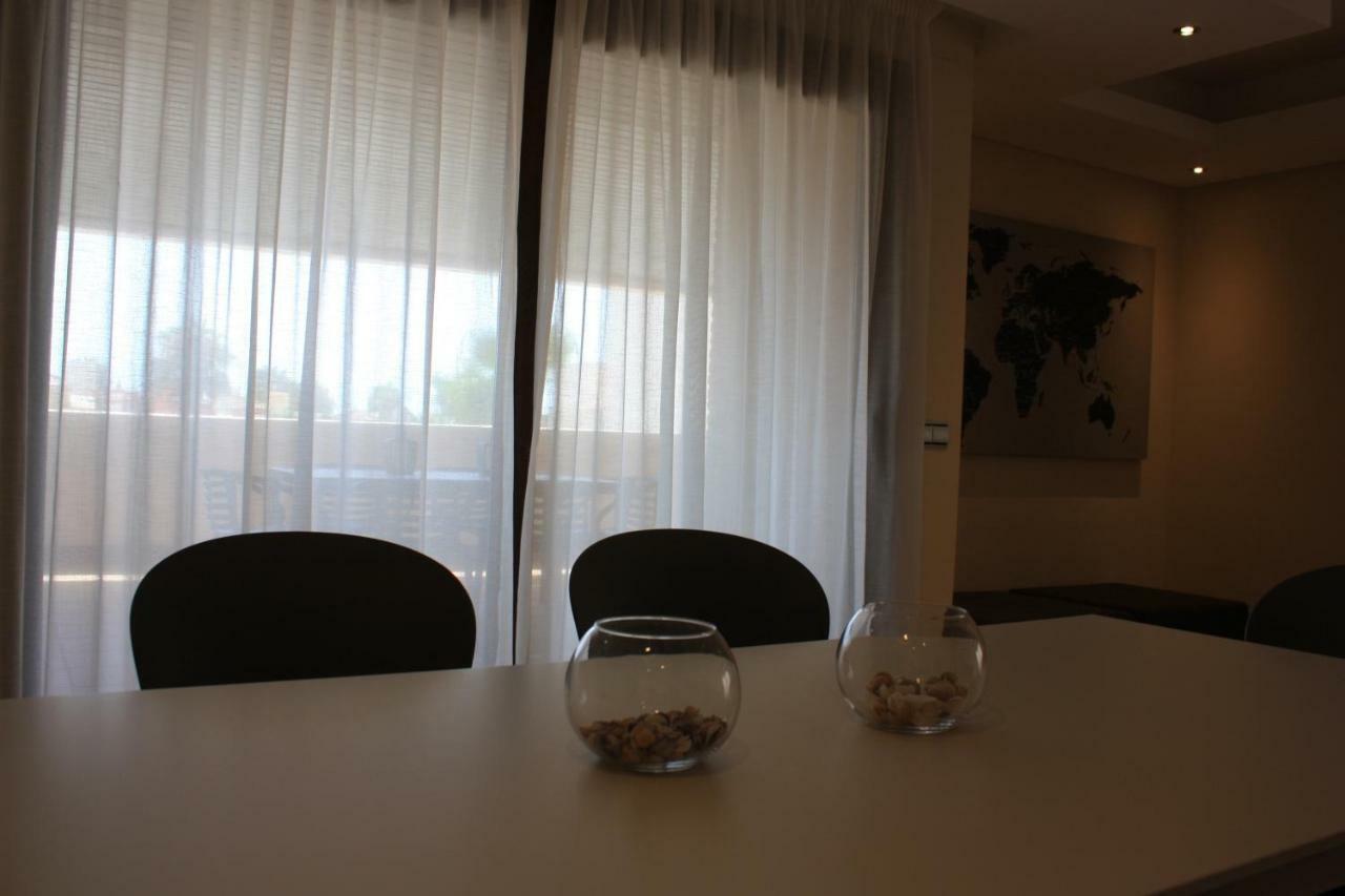 104 - With Private Swimming Pool Apartamento Estepona